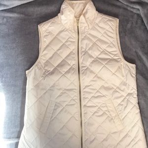 Off white Old Navy quilted vest